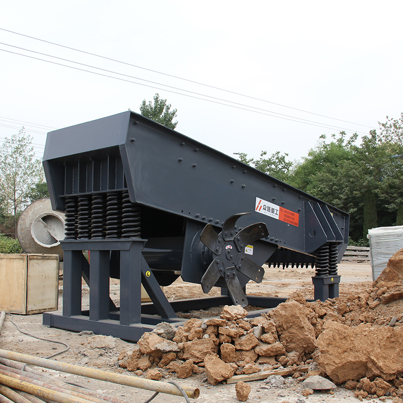 1623828121159975.jpg ZGS棒條振動(dòng)喂料機(jī)