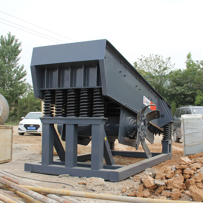 1623828233403065.jpg ZGS棒條振動(dòng)喂料機(jī)